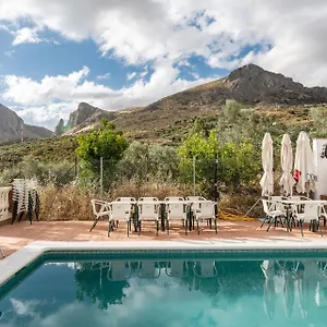 Chalet Malagasuite Rural, Alcaucín